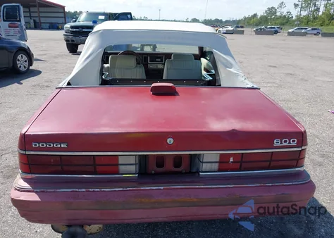 1986 Dodge 600 z USA, uszkodzony, nr VIN 1B3BV55K7GG202323